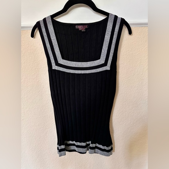 Fontana black sweater set with silver lurex border. - Picture 2 of 6